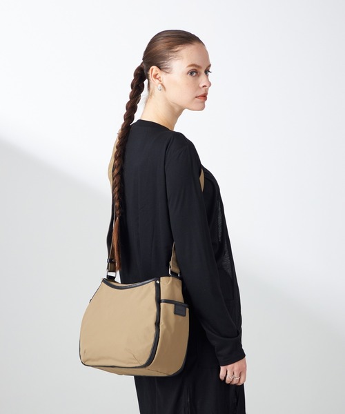 【LYN】Galas Quilt S ショルダーバッグ ブラック Galas Quilt S Shoulder Bag Black : ร้านลินออนไลน์อย่างเป็น