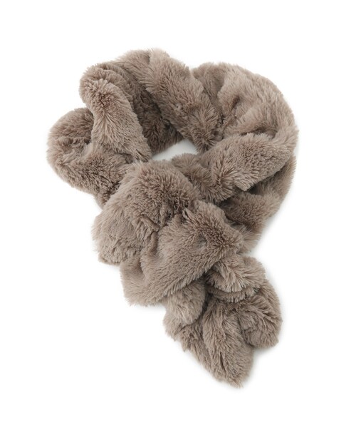 SHOO・LA・RUE（シューラルー）の「◆ウェーブフェイクファーマフラー（ストール/ショール・レディース・ダークグレー/ピンク/ナチュラル/ブルー/アイボリー・00）」の4枚目の写真