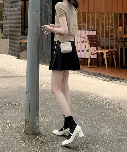Lace Ladies エナメル調 ストラップ フレア ハイヒール パンプス（パンプス）