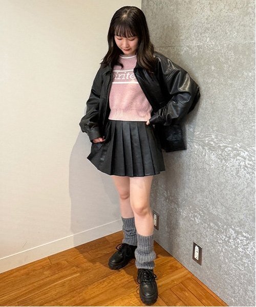 Mi-je(ミジェ)の「ラインロゴジャガードニット【韓国ファッション】(ニット/セーター・レディース・オフホワイト/ブラック/ピンク・M/S)」の4枚目の写真