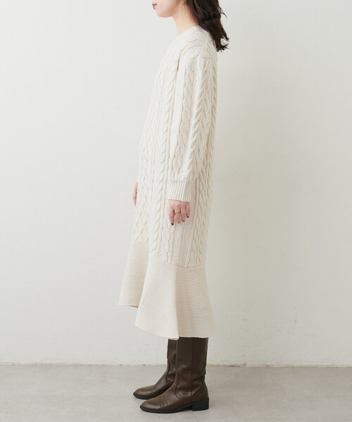 natural couture（ナチュラルクチュール）の「【WEB限定】裾フレアケーブルニットワンピース（ワンピース・レディース・モカ/ピンク系その他/オフホワイト/チャコールグレー・FREE）」の19枚目の写真