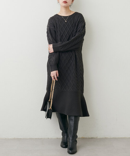 natural couture（ナチュラルクチュール）の「【WEB限定】裾フレアケーブルニットワンピース（ワンピース・レディース・モカ/ピンク系その他/オフホワイト/チャコールグレー・FREE）」の11枚目の写真