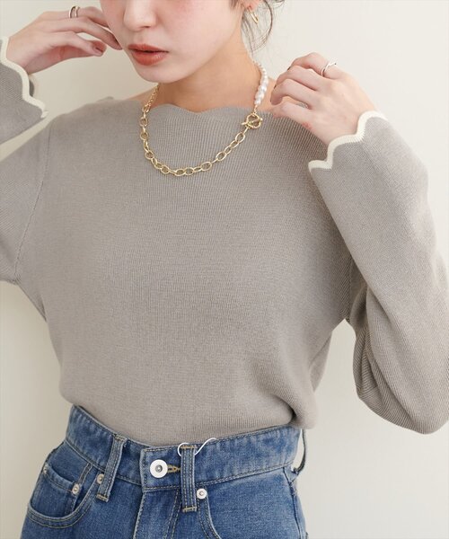 natural couture(ナチュラルクチュール)の「袖口配色スカラップニット(ニット/セーター・レディース・オフホワイト/グレー/ライトベージュ/サックスブルー/パープル系その他/ピンク/ネイビー・FREE)」の3枚目の写真