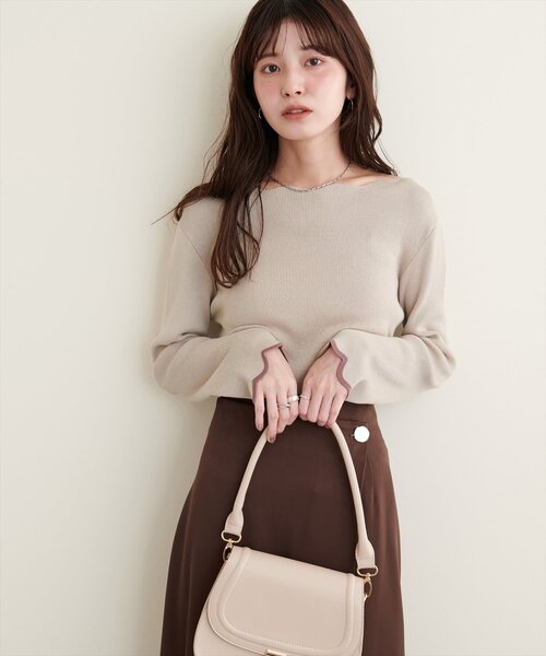 natural couture(ナチュラルクチュール)の「袖口配色スカラップニット(ニット/セーター・レディース・オフホワイト/グレー/ライトベージュ/サックスブルー/パープル系その他/ピンク/ネイビー・FREE)」の9枚目の写真