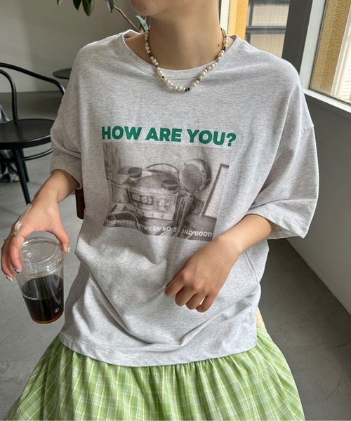 PILIT(ピリット)の「PHOTO プリント ミニ裏毛tee(Tシャツ/カットソー・レディース・オートミール/杢グレー・MEDIUM)」の1枚目の写真