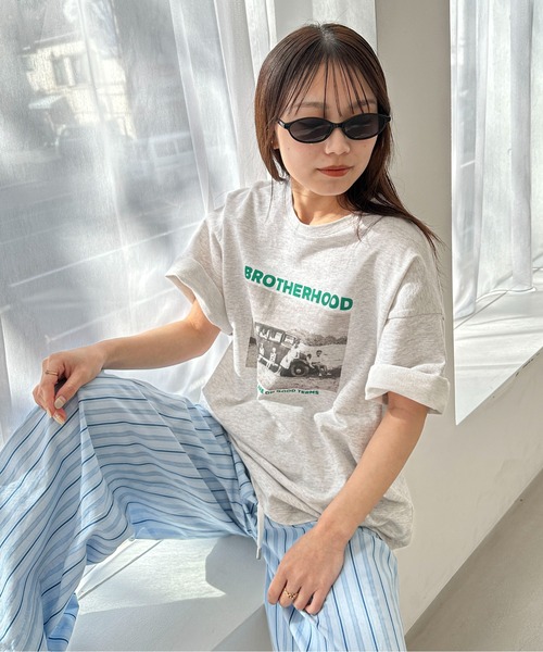 PILIT(ピリット)の「PHOTO プリント ミニ裏毛tee(Tシャツ/カットソー・レディース・オートミール/杢グレー・MEDIUM)」の11枚目の写真