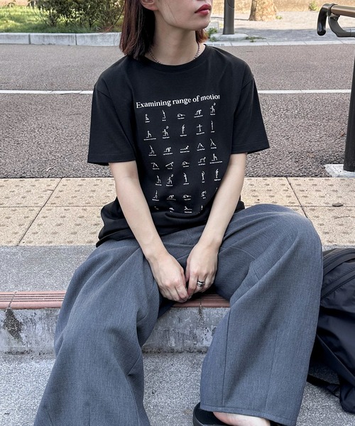 feepur(フェピュール)の「モノクロイラストTee(Tシャツ/カットソー・レディース・チャコールグレー/オフホワイト・MEDIUM)」の2枚目の写真