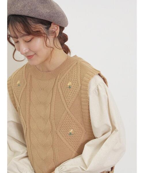 Samansa Mos2(サマンサ モスモス)の「花刺繍脇リボンベスト(ベスト・レディース・ベージュ/キナリ/ブラック/グリーン・F)」の10枚目の写真