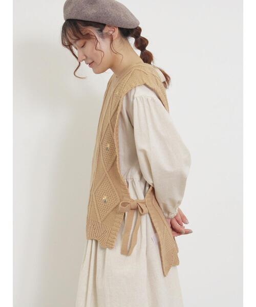 Samansa Mos2(サマンサ モスモス)の「花刺繍脇リボンベスト(ベスト・レディース・ベージュ/キナリ/ブラック/グリーン・F)」の13枚目の写真