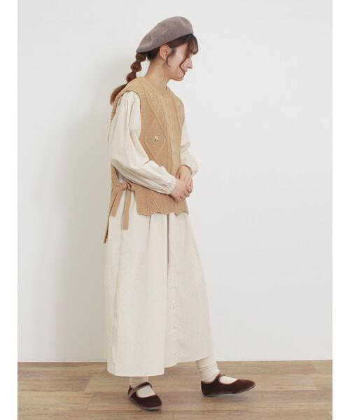 Samansa Mos2(サマンサ モスモス)の「花刺繍脇リボンベスト(ベスト・レディース・ベージュ/キナリ/ブラック/グリーン・F)」の17枚目の写真