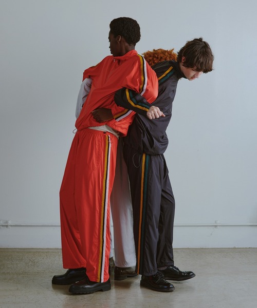 The DUFFER of ST.GEORGE（ザダファーオブセントジョージ）の「TRACK JACKET JERSEY（ジャージ・メンズ・ブラック/ダークブラウン・S/M）」の3枚目の写真