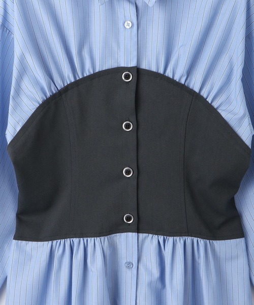 VIS（ビス）の「【洗える】ビスチェドッキングライクワンピース（シャツワンピース・レディース・オフホワイト/サックスブルー・FREE）」の8枚目の写真