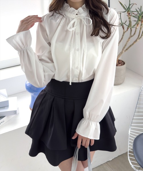 CLEAR BASIC（クリアベーシック）の「キャンディースリーブフリルブラウス[オフィスカジュアル リボン]≪CLEAR BASIC≫（シャツ/ブラウス・レディース・オフホワイト/サックスブルー/ブラック・F/FREE）」の20枚目の写真