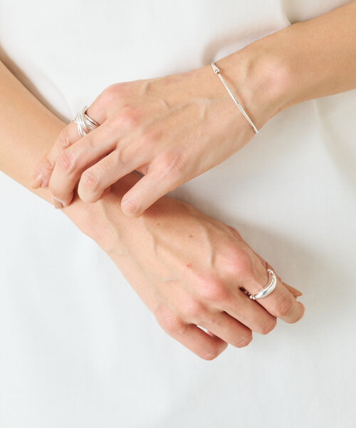 BEARDSLEY（ビアズリー）の「ボールチェーンコンビリング（リング・レディース・シルバー・14cm）」の3枚目の写真