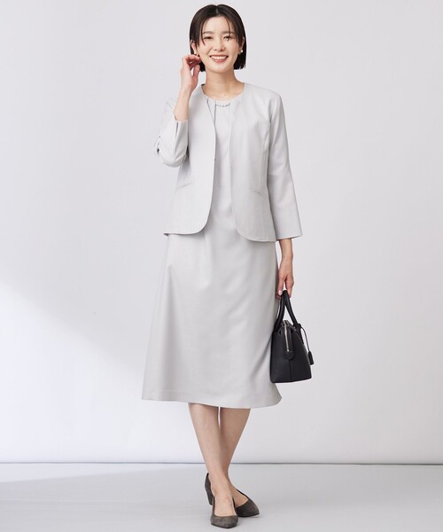 J.PRESS(ジェイプレス)の「【洗える・UV加工・吸水速乾】OXIJEWELストレッチ ワンピース(ワンピース・レディース・ネイビー系/ライトグレー系/シルバー系/ベージュ系・T13/T15)」の15枚目の写真