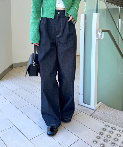 mline（エムライン）の「[mline]タックワイドデニム（デニムパンツ・レディース・ネイビー/ブルー・1/2）」の9枚目の写真