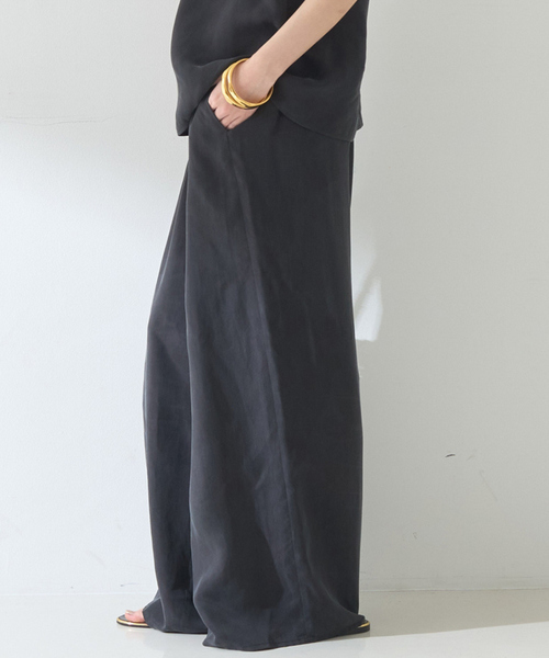 Rouge vif（ルージュヴィフ）の「【待望の再入荷！】【セットアップ対応】キュプラフィブリル ワイドパンツ（その他パンツ・レディース・チャコールグレー/グレイッシュベージュ/グレー・38/36）」の9枚目の写真