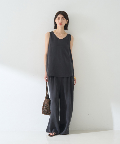 Rouge vif（ルージュヴィフ）の「【待望の再入荷！】【セットアップ対応】キュプラフィブリル ワイドパンツ（その他パンツ・レディース・チャコールグレー/グレイッシュベージュ/グレー・38/36）」の17枚目の写真