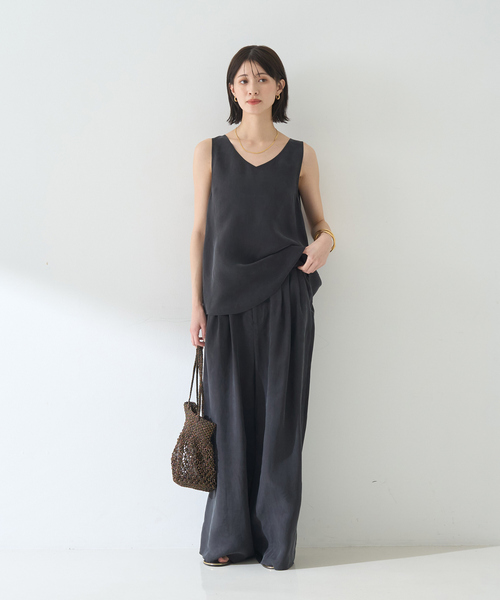 Rouge vif（ルージュヴィフ）の「【待望の再入荷！】【セットアップ対応】キュプラフィブリル ワイドパンツ（その他パンツ・レディース・チャコールグレー/グレイッシュベージュ/グレー・38/36）」の18枚目の写真