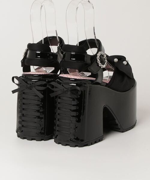 YOSUKE（ヨースケ）の「ヨースケYOSUKE ウィメンズ厚底パールリボンネックビジュウベルトヒールアップサンダル4450073（サンダル・レディース・ブラック/ブラック×レッド/ホワイト/ピンク・S/M/L/LL）」の5枚目の写真