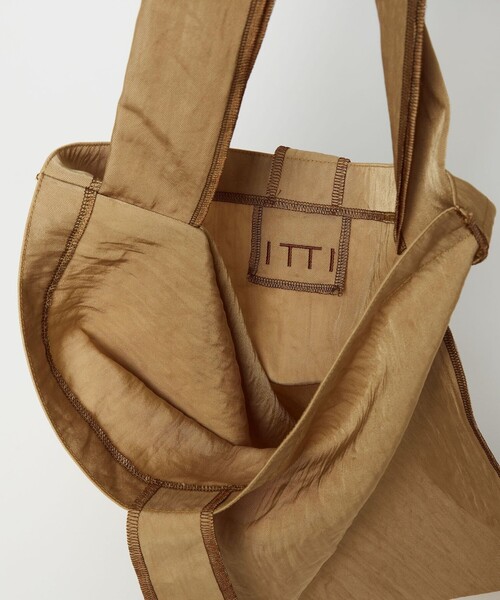 ITTI イッチ インサイドアウトトートバッグ 新品 タグ付き Lサイズ MARY INSIDE OUT TOTE - L / CERATO BRIGHT｜撥水ナイロンの大