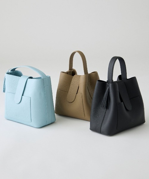 INED(イネド)の「「CANDY」 2WAYショルダーバッグM《FAVORITE》(ショルダーバッグ・レディース・ブラック/サックスブルー/グレイッシュベージュ・フリー)」の5枚目の写真