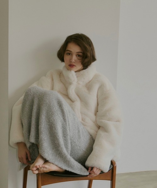 NOTREemor(ノートルエモア)の「glitter knit bustier x knit skirt(ワンピース・レディース・ライトベージュ/スモークグレー・FREE)」の10枚目の写真
