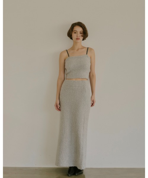 NOTREemor(ノートルエモア)の「glitter knit bustier x knit skirt(ワンピース・レディース・ライトベージュ/スモークグレー・FREE)」の5枚目の写真