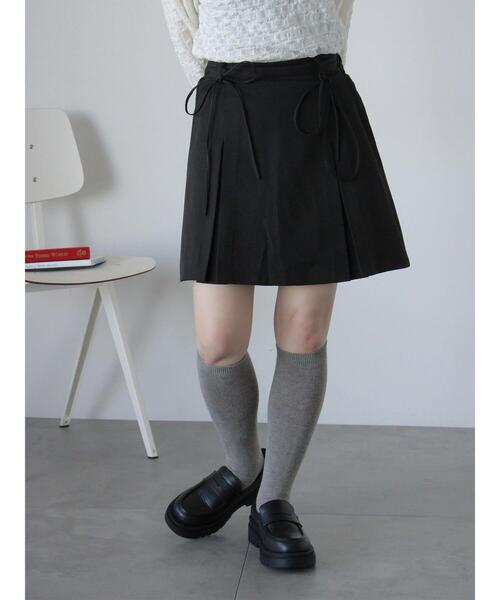 ehka sopo（エヘカソポ）の「ボックスプリーツミニスカート（スカート・レディース・グレー/ベージュ/ブラック・F）」の2枚目の写真
