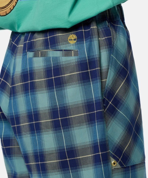 Timberland(ティンバーランド)の「Timberland TOKYO DESIGN COLLECTIVE Plaid Shorts(ティンバーランド TDC プレイド ショーツ)(その他パンツ・メンズ・ダークブルー/ブルー系・32inch/30inch/34inch)」の13枚目の写真
