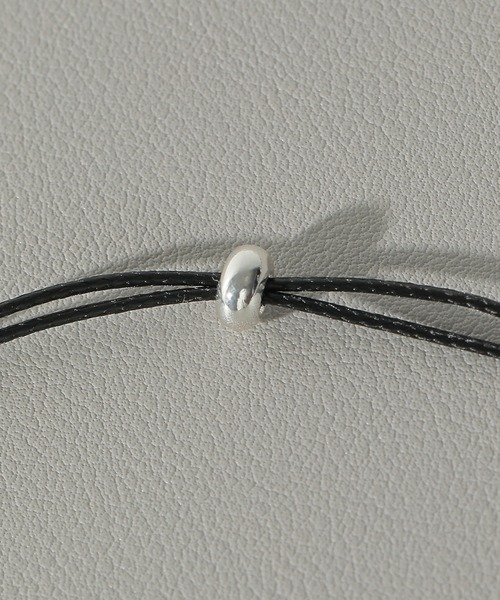 voov（ブーブ）の「ニュアンスモチーフ チョーカー スライドロープ ネックレス（ネックレス・レディース・ゴールド/シルバー・フリー）」の4枚目の写真