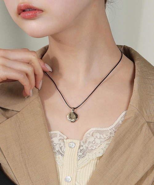 voov（ブーブ）の「ニュアンスモチーフ チョーカー スライドロープ ネックレス（ネックレス・レディース・ゴールド/シルバー・フリー）」の15枚目の写真