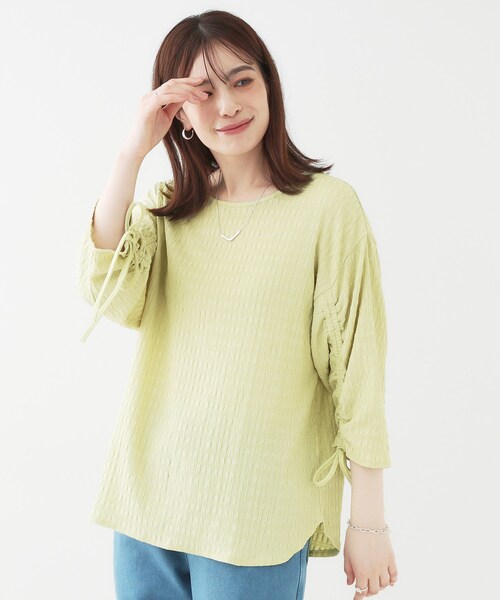 SHOO・LA・RUE(シューラルー)の「【洗える/S-LL】お袖シャーリングトップス(シャツ/ブラウス・レディース・ブラック/アイボリー/イエロー系その他・01/02/03/04)」の9枚目の写真