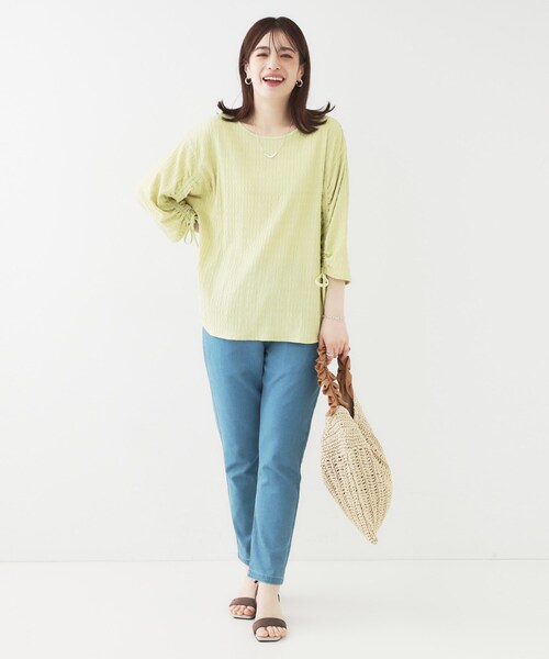 SHOO・LA・RUE(シューラルー)の「【洗える/S-LL】お袖シャーリングトップス(シャツ/ブラウス・レディース・ブラック/アイボリー/イエロー系その他・01/02/03/04)」の10枚目の写真