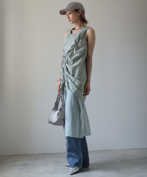 Ulysses（ユリシス）の「3way シャーリングデザインレイヤードワンピース（ワンピース・レディース・ライトグレー/ベージュ・F）」の11枚目の写真