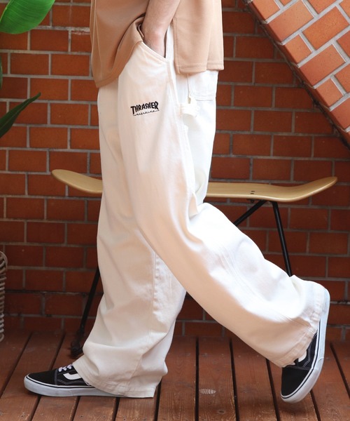 THRASHER（スラッシャー）の「THRASHER　デニム・カツラギペインターパンツ（デニムパンツ・メンズ・ベージュ/グレー/オフホワイト/ブルー系その他/ブラック系その他/ブルー・MEDIUM/LARGE/X-LARGE/SMALL）」の2枚目の写真