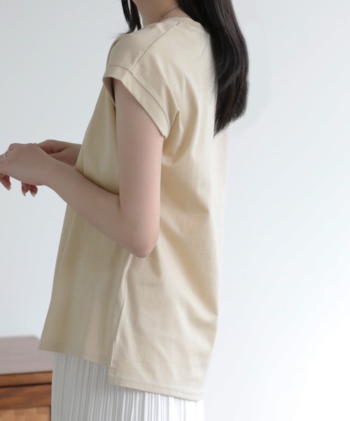 SUNFLOWER EIGHT(サンフラワーエイト)の「シンプルフレンチスリーブTシャツ(Tシャツ/カットソー・レディース・ライトグリーン/ブラック/ライトグレー/ブルーパープル/オフホワイト/ベージュ・M)」の11枚目の写真