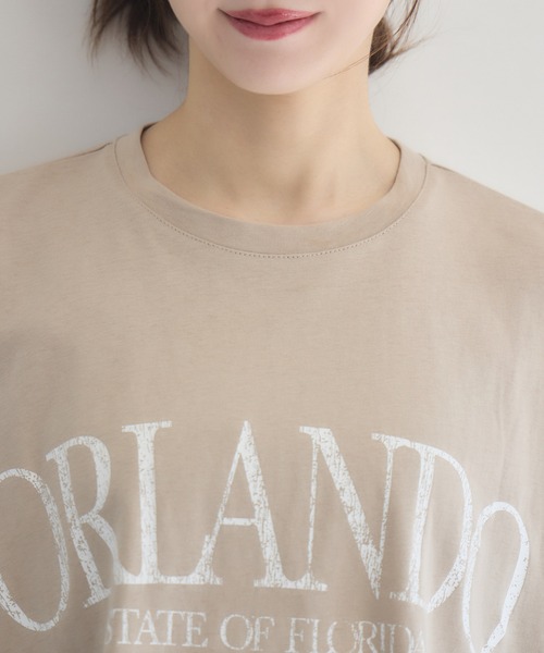 RU.TI.LE(ルチル)の「【RU.TI.LE】ビッグシルエットロゴT(Tシャツ/カットソー・レディース・グレイッシュベージュ/オレンジ/ホワイト・MEDIUM)」の4枚目の写真