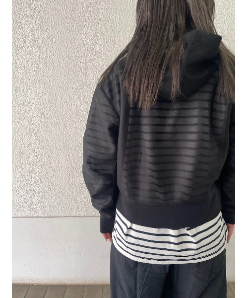 Rydia（リディア）の「シアーダンボールフーディー（パーカー・レディース・ブラック/ライトグレー/イエロー・M）」の4枚目の写真