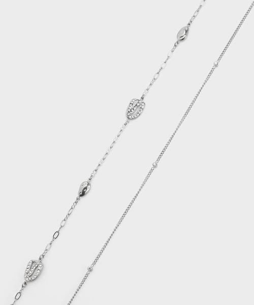 CHARLES & KEITH（チャールズ & キース）の「Aine エネ クリスタルダブルチェーンネックレス（ネックレス・レディース・シルバー/ゴールド系その他/ゴールド・FREE）」の5枚目の写真