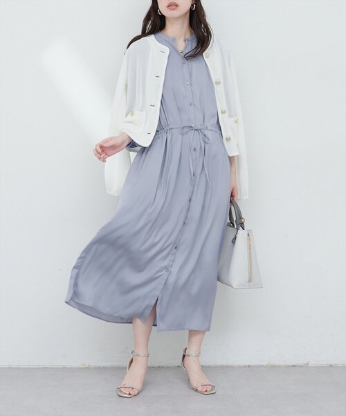 natural couture(ナチュラルクチュール)の「たっぷりギャザーサテンワンピース(ワンピース・レディース・ネイビー/ピンクベージュ/ブルー/チャコールグレー・FREE)」の17枚目の写真