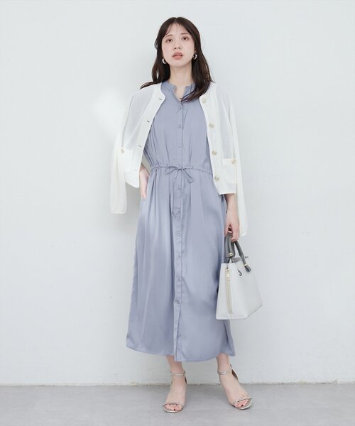 natural couture(ナチュラルクチュール)の「たっぷりギャザーサテンワンピース(ワンピース・レディース・ネイビー/ピンクベージュ/ブルー/チャコールグレー・FREE)」の18枚目の写真