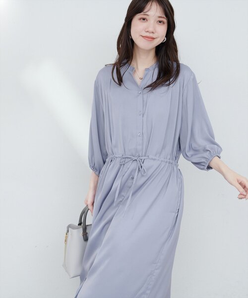 natural couture(ナチュラルクチュール)の「たっぷりギャザーサテンワンピース(ワンピース・レディース・ネイビー/ピンクベージュ/ブルー/チャコールグレー・FREE)」の19枚目の写真