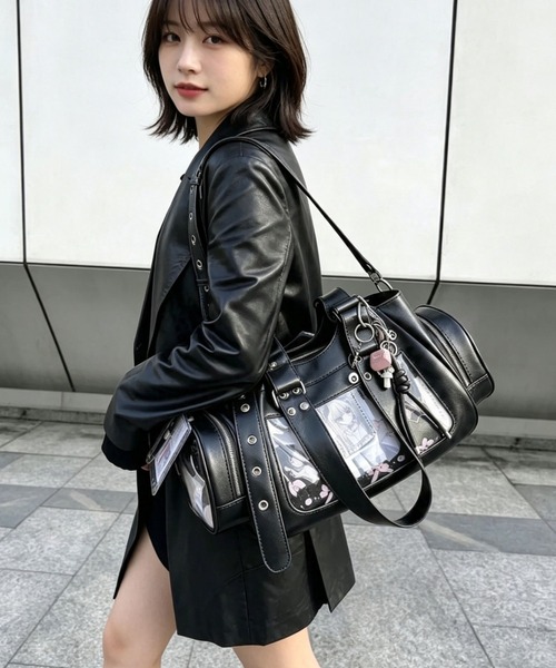 gossip！ロサンゼルス（ゴシップロサンゼルス）の「調整紐付きクリア窓多ポケットショルダー痛バッグ（ショルダーバッグ・レディース・ブラック・FREE）」の16枚目の写真