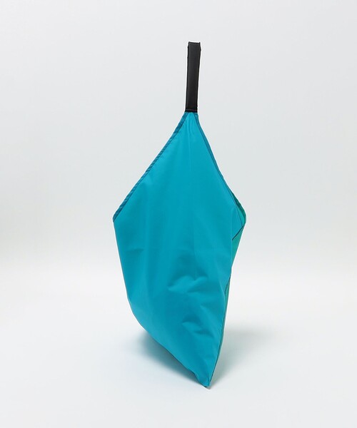 MELO（メロ）の「＜MELO＞2TONE トライアングル トートバッグ（トートバッグ・レディース・ターコイズブルー系/ブラック・FREE）」の13枚目の写真