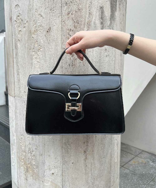 ベルトフラップハンドバッグ（ハンドバッグ）｜an another angelus