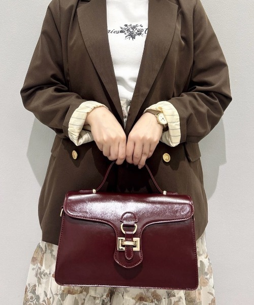 an another angelus（アンアナザーアンジェラス）の「ベルトフラップハンドバッグ/fint フィント（ハンドバッグ・レディース・ブラック/ワインレッド・FREE）」の5枚目の写真