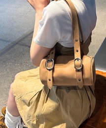FOREVER 21（フォーエバー トゥエンティーワン）の「【2025SS】フェイクスエードベルトバッグ（ボストンバッグ）」