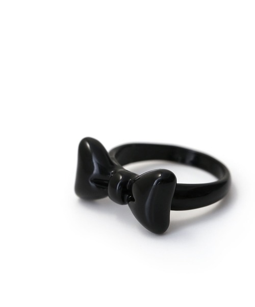 colleca la（コレカラ）の「エナメルカラー リボンリング（リング・レディース・ホワイト/ブラック・FREE）」の8枚目の写真