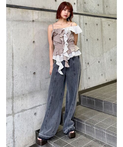 MURUA（ムルーア）の「カスケードスウィッチングフリルシャツ（シャツ/ブラウス・レディース・ブラック/ベージュ・FREE）」の22枚目の写真